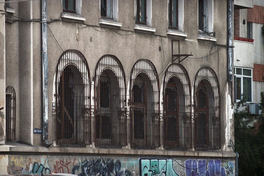 窓の改修費用を安くするコツは？