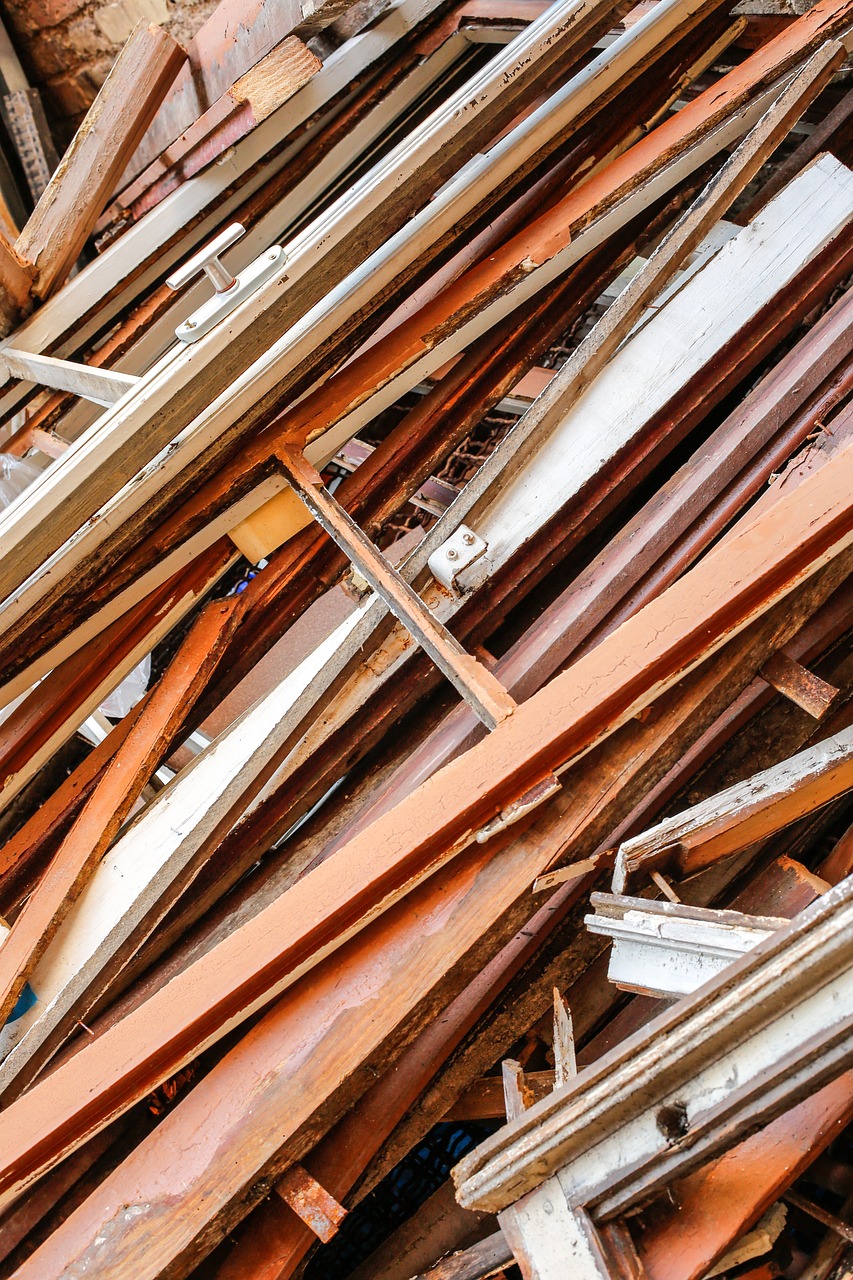 窓枠の素材比較で最適な選び方は？