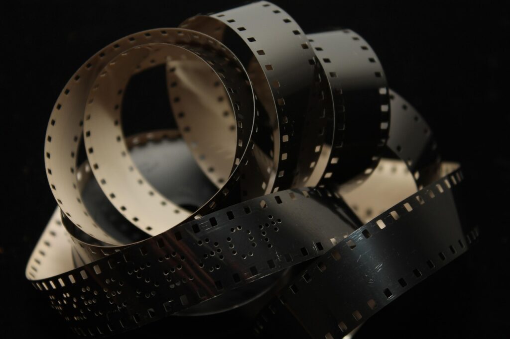 窓の断熱フィルムにかかる費用の相場はどれくらい？